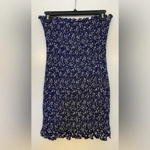 Reformation Chantilly Smocked Tube Mini Dress Floral Blue & White Size Large - Picture 4 of 10